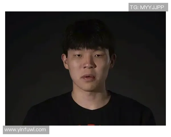 仅打4分20秒枯坐板凳三节!杨瀚森纯纯饮水机 球迷呼声再高0作用